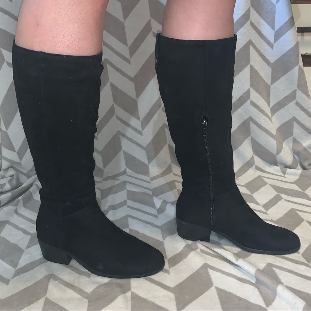 Black boots